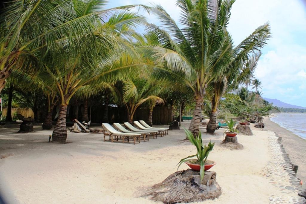 Cooper'S Beach Resort Lucbuan Bagian luar foto