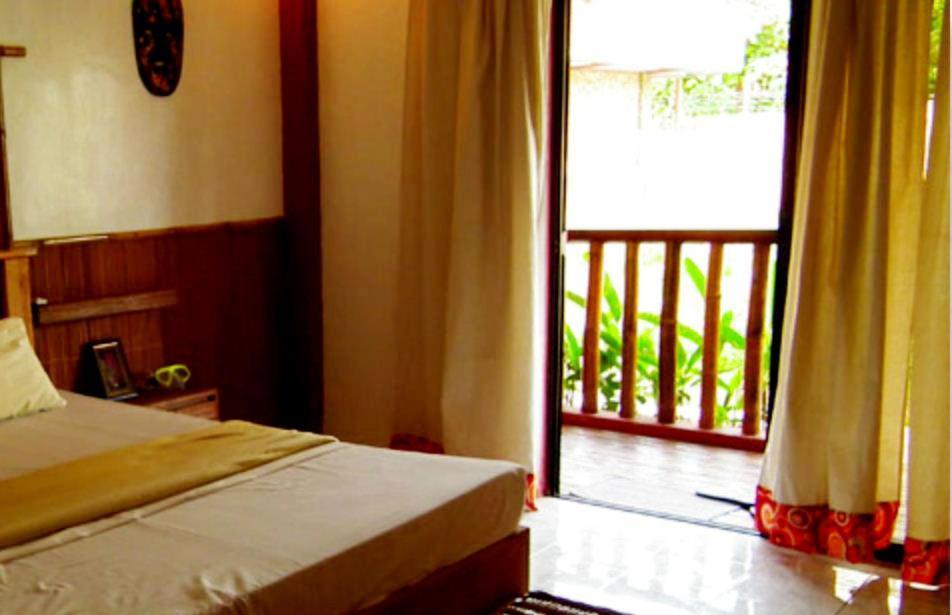 Cooper'S Beach Resort Lucbuan Ruang foto