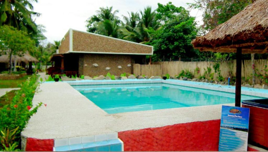 Cooper'S Beach Resort Lucbuan Bagian luar foto