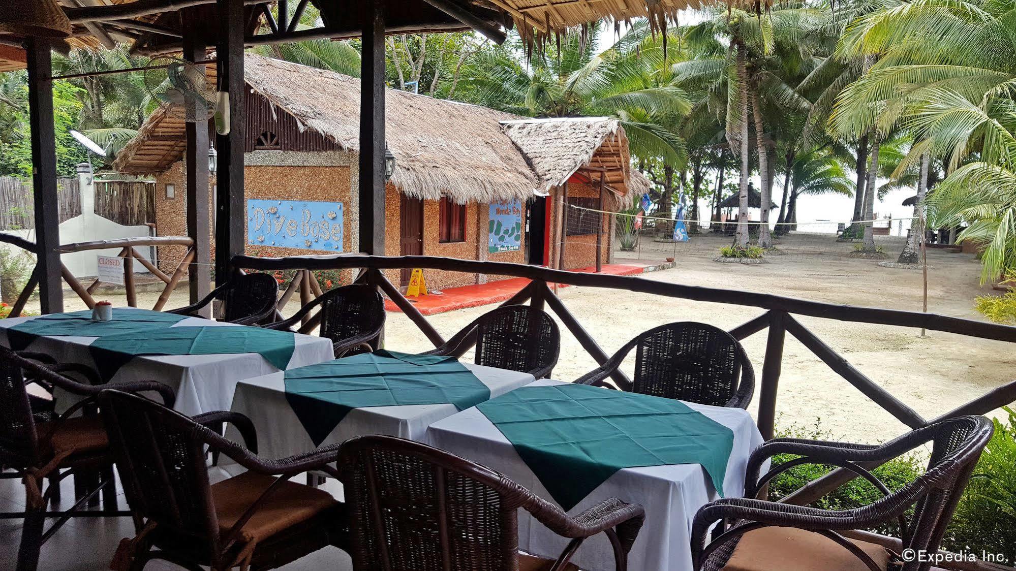 Cooper'S Beach Resort Lucbuan Bagian luar foto
